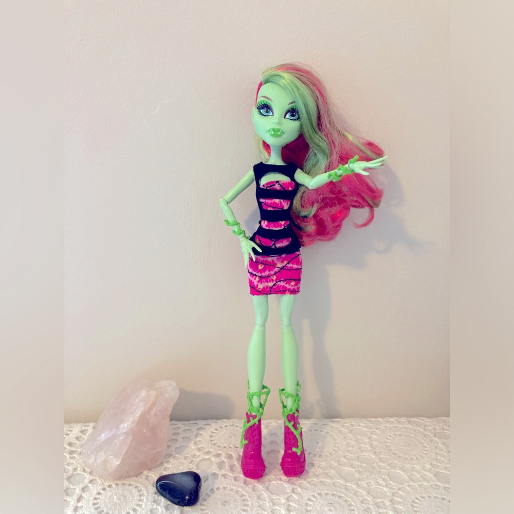Monster High Doll Coffin Bean Venus McFlytrap Mattel Rare Monster High Doll